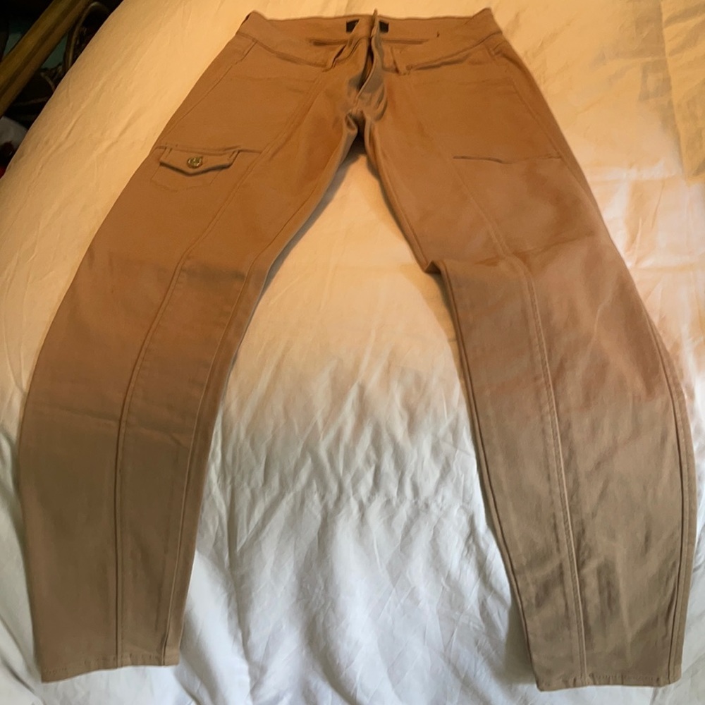 White House Black Market Kakis